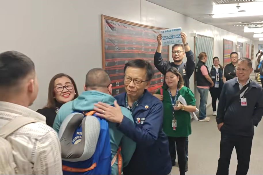 All 17 Filipino seafarers from MV Magic Seas, return home